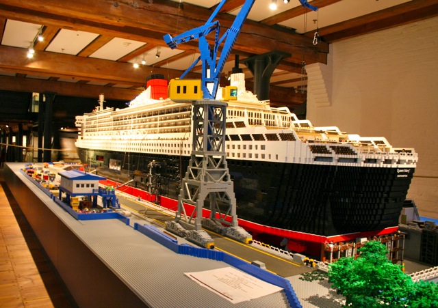 10 Crazy Things Made out of Lego