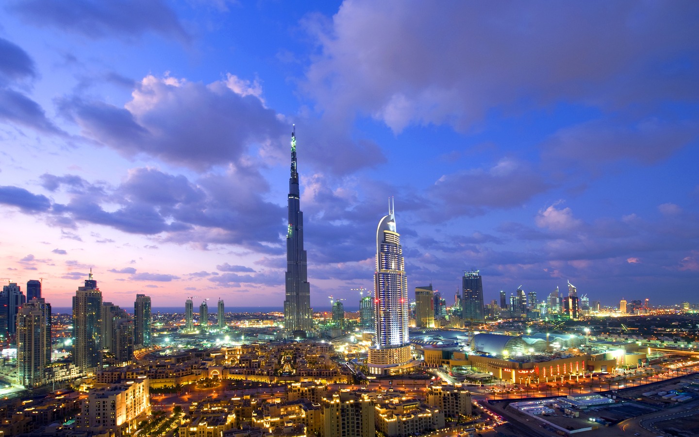 dubainow2