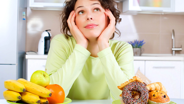 header_image_Article_Main_-_Fustany_-_Beauty_-_health_and_fitness_-_Five_Bad_Eating_Habits_You_Should_Avoid_Right_Now