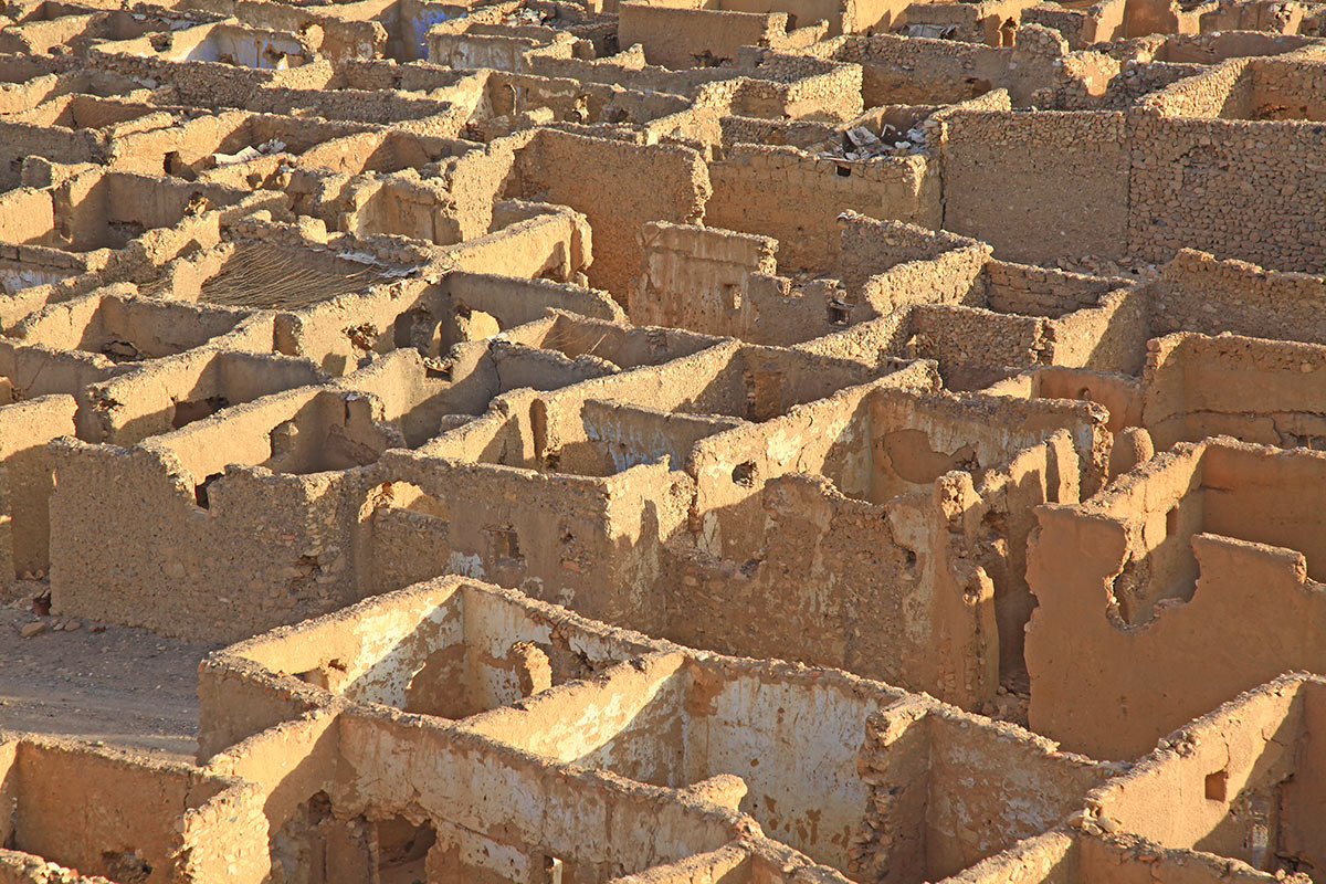 Umm_El_Howeiat_homes
