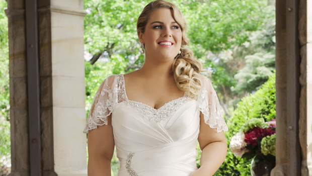 header_image_Article_Main_-_Fustany_-_Fashion_-_Weddings_-_How_to_Choose_Your_Wedding_Dress_If_You_re_a_Plus-sized_Bride