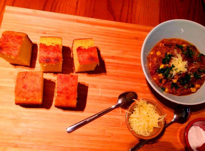 Chile con Carne with Cornbread