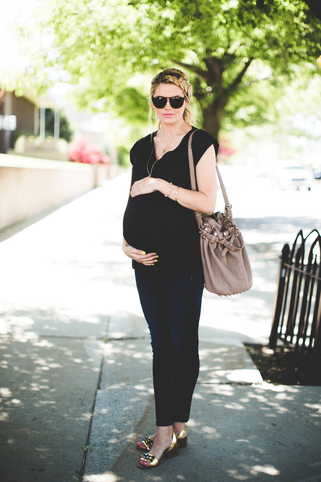 large_Fustany-Stylish_Mamas-Maternity_Street_Style_Looks_to_Inspire_Your_Summer_Outfits-8