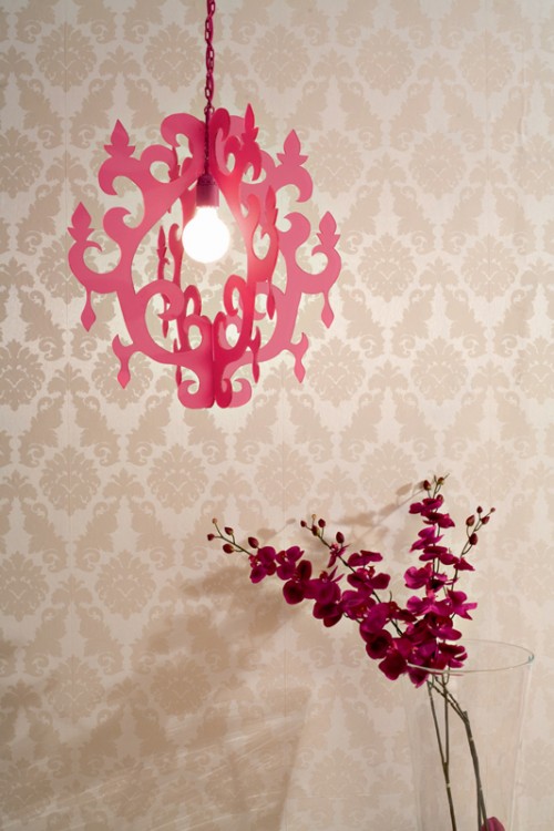diy-trendy-suspended-lamp-1-500x750