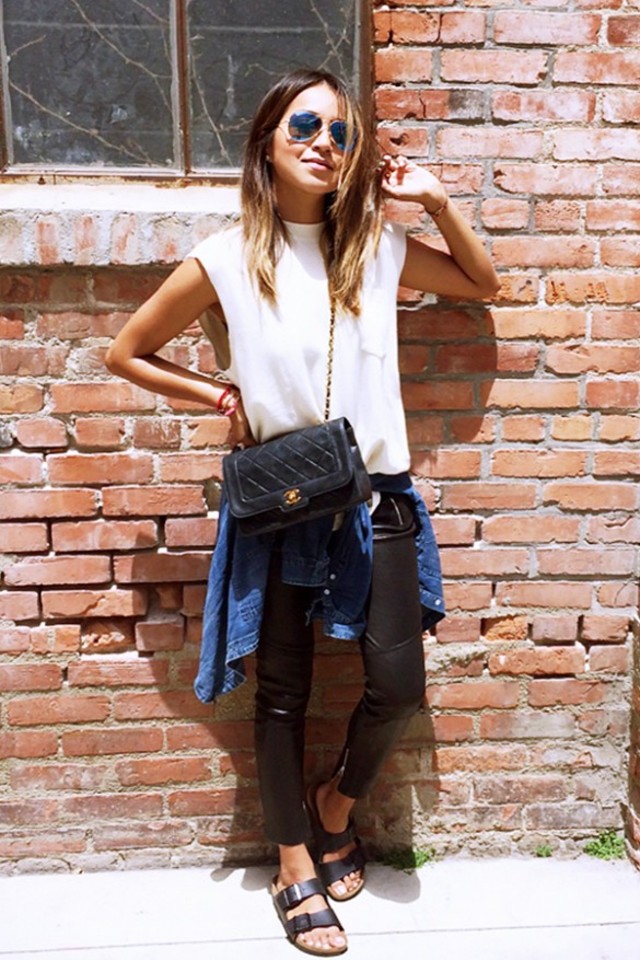 large_101_Different_Ways_to_Wear_a_White_T-shirt-80