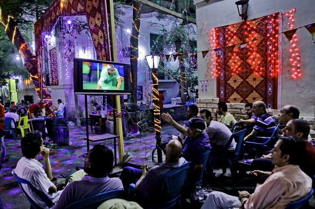 Mideast Wcup The Politics of Watching