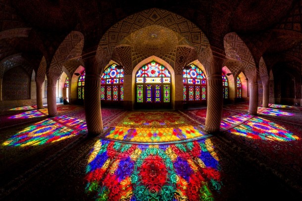 a-beautiful-mosque-iran--14637