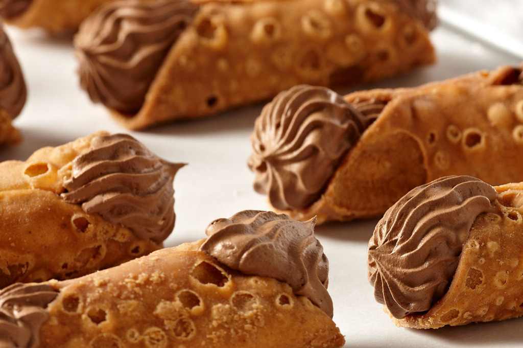 desserts_chocolate_cream_cannoli_pohuski_10