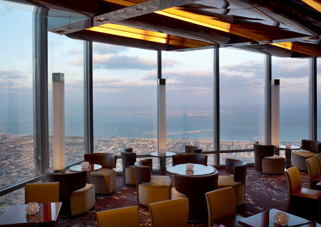 atmosphere-burj-khalifa02