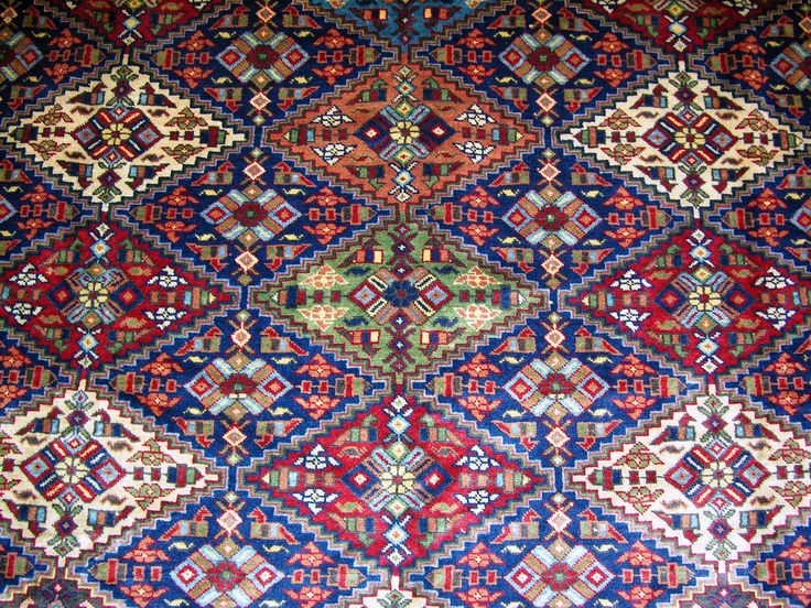 Beautiful Carpets Made in the Middle East