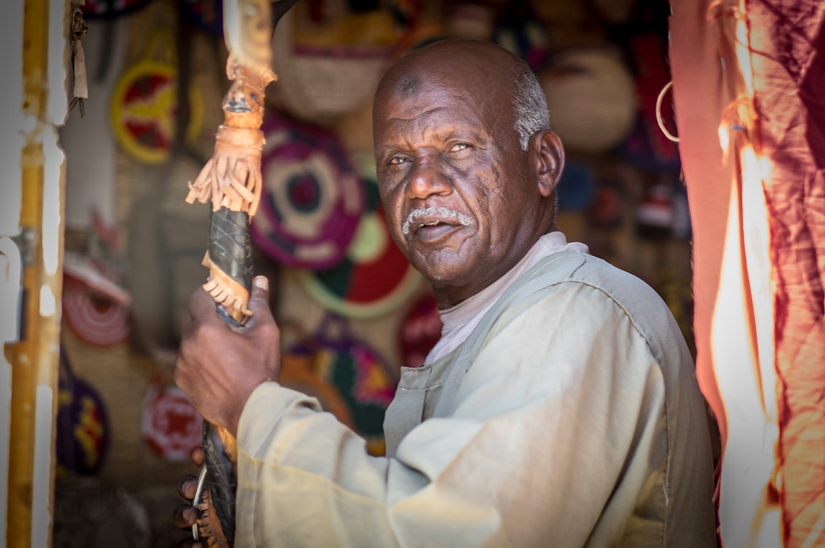 Hag Mokhtar is the owner of a lovely boutique in Nubian Village Gharb Seheal. (Copyright Mohamed Hakem)