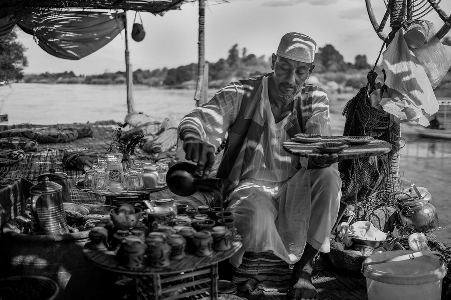 This man has a coffee and tea shop in the middle of the Nile and is known for his delicious coffee. (Copyright Mohamed Hakem)