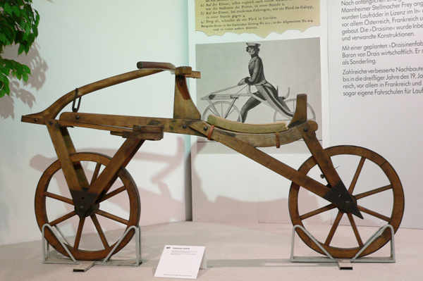 old school bicycle pic 2
