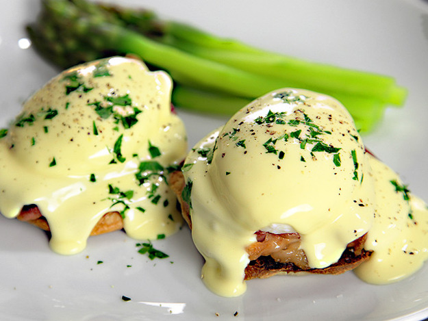 20130417-hollandaise-video--thumb-625xauto-320061