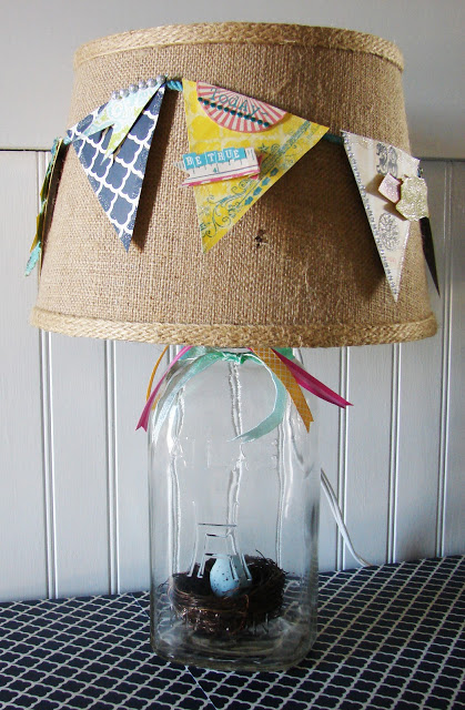 Banner Lamp 1