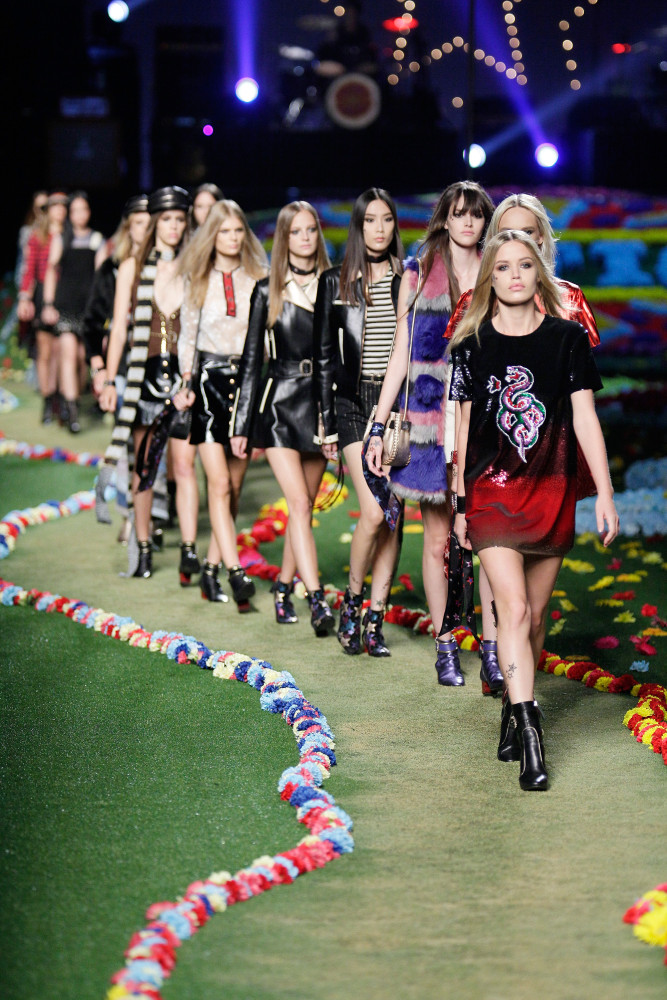 Tommy Hilfiger Runway Spring/Summer 2015