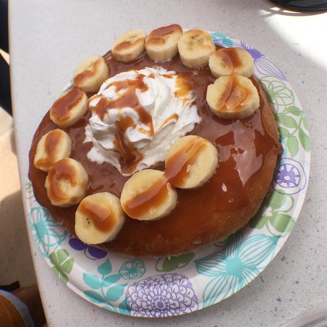 banana caramel donut