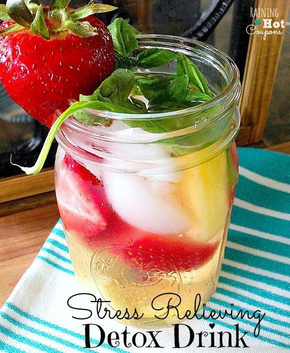 strawberry pineapple basil detox