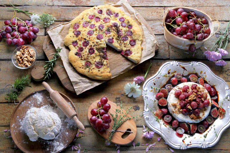 Recipe_Grape-Focaccia-Bread_Landscape_web