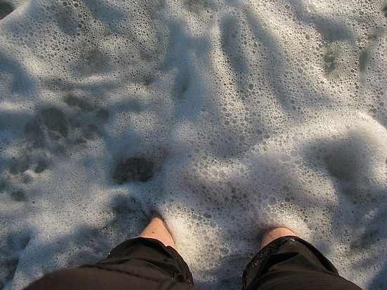 feet-water