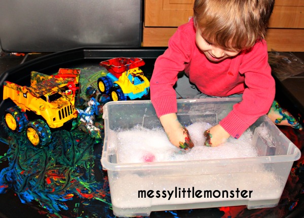 washing toy cars