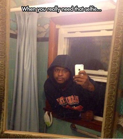 Funniest_Memes_when-you-really-need-that-selfie_680