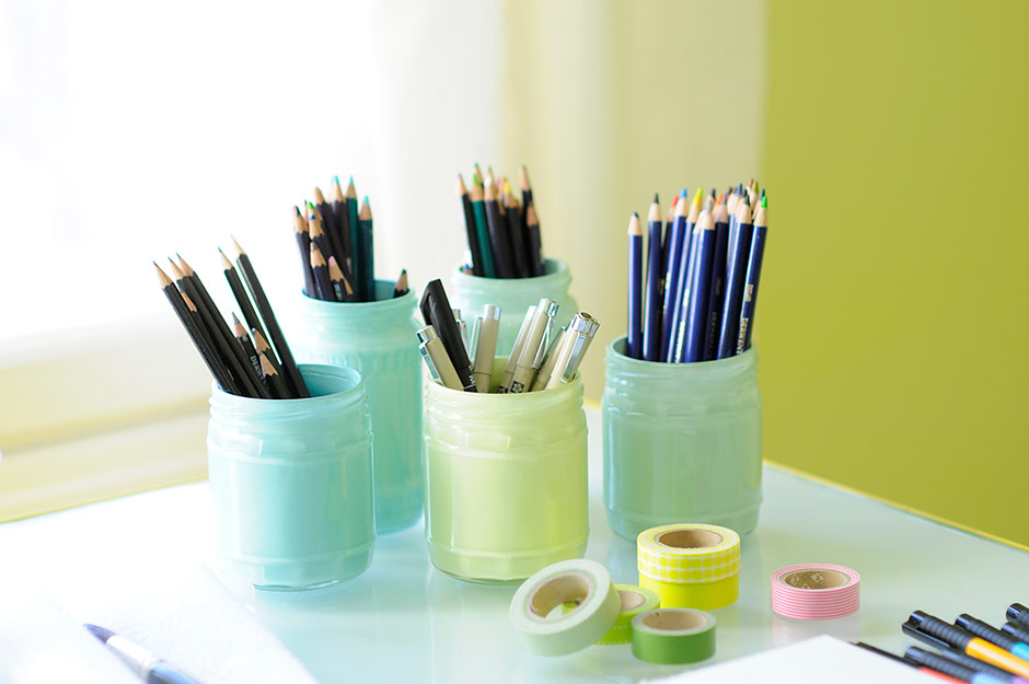 painted_pastel_jars