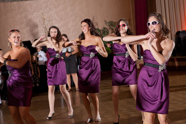 bridesmaids-dancing_becky-brown-photography