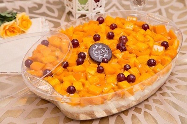 Konafa with Mango