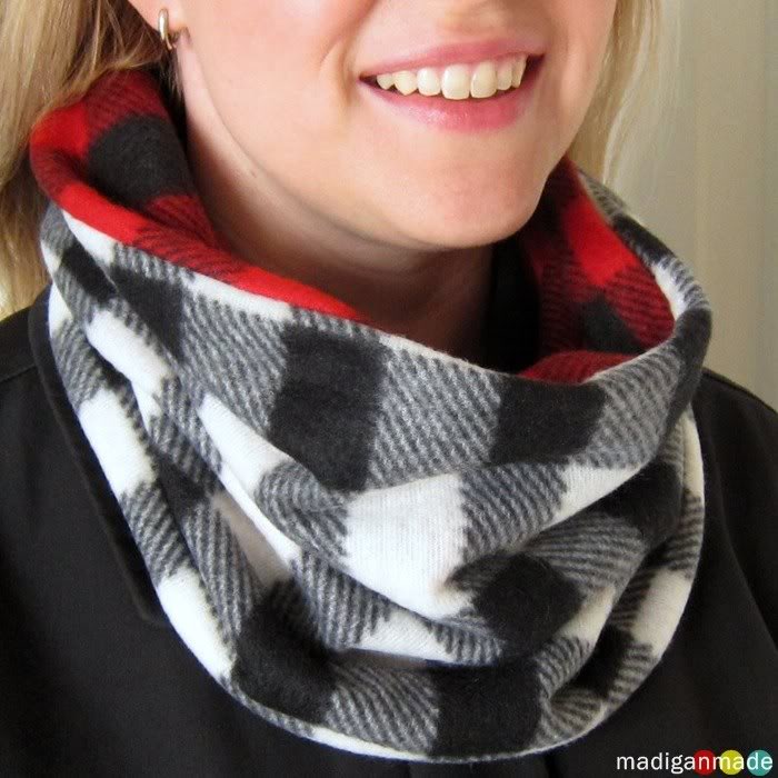 reversible-plaid-cowl-scarf