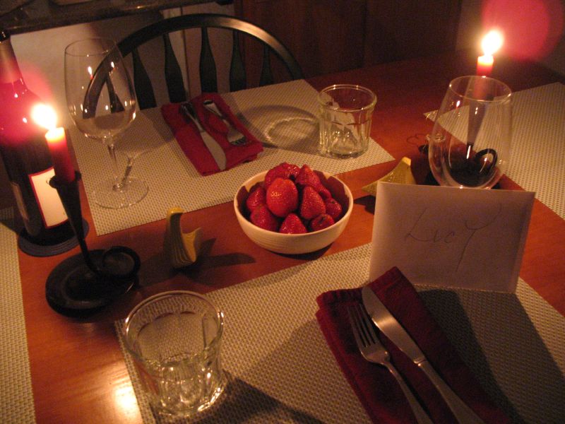 romantic-dinner-setting-by-mikewade
