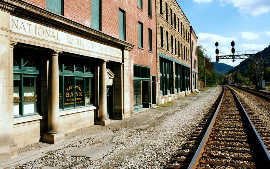 201101-w-ghost-towns-thurmond