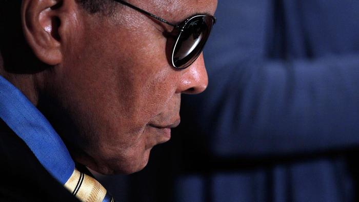 muhammad-ali-still-alive_9e12a2899e137128