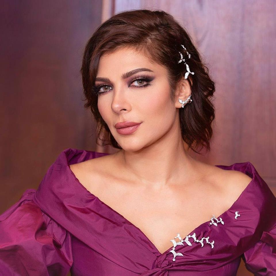 In Pictures Iconic Diva Hair Moments Of Your Favorite Arab Celebs Scoop Empire