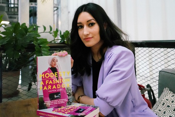 Meet Hafsa Lodi, the UAE-Based Fashion Writer Exploring Modest Fashion ...