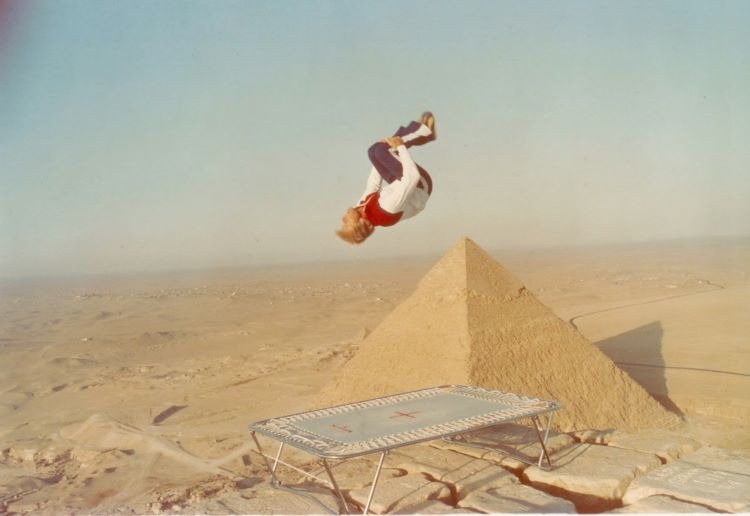 Picture of the Day: Nissen, Inventor of the Trampoline, Goes Airborne Atop Egypt's Khufu Pyramid - Empire