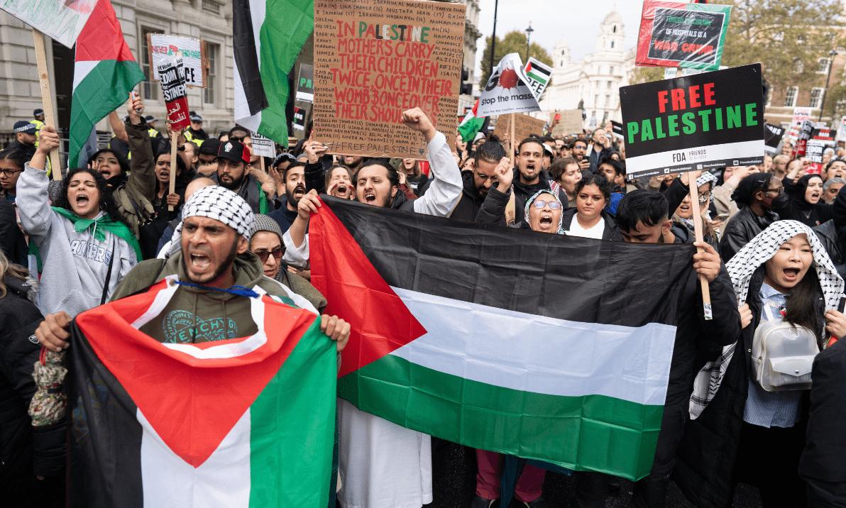 300,000 Voices Of Solidarity: London’s Record-Breaking Protest For ...