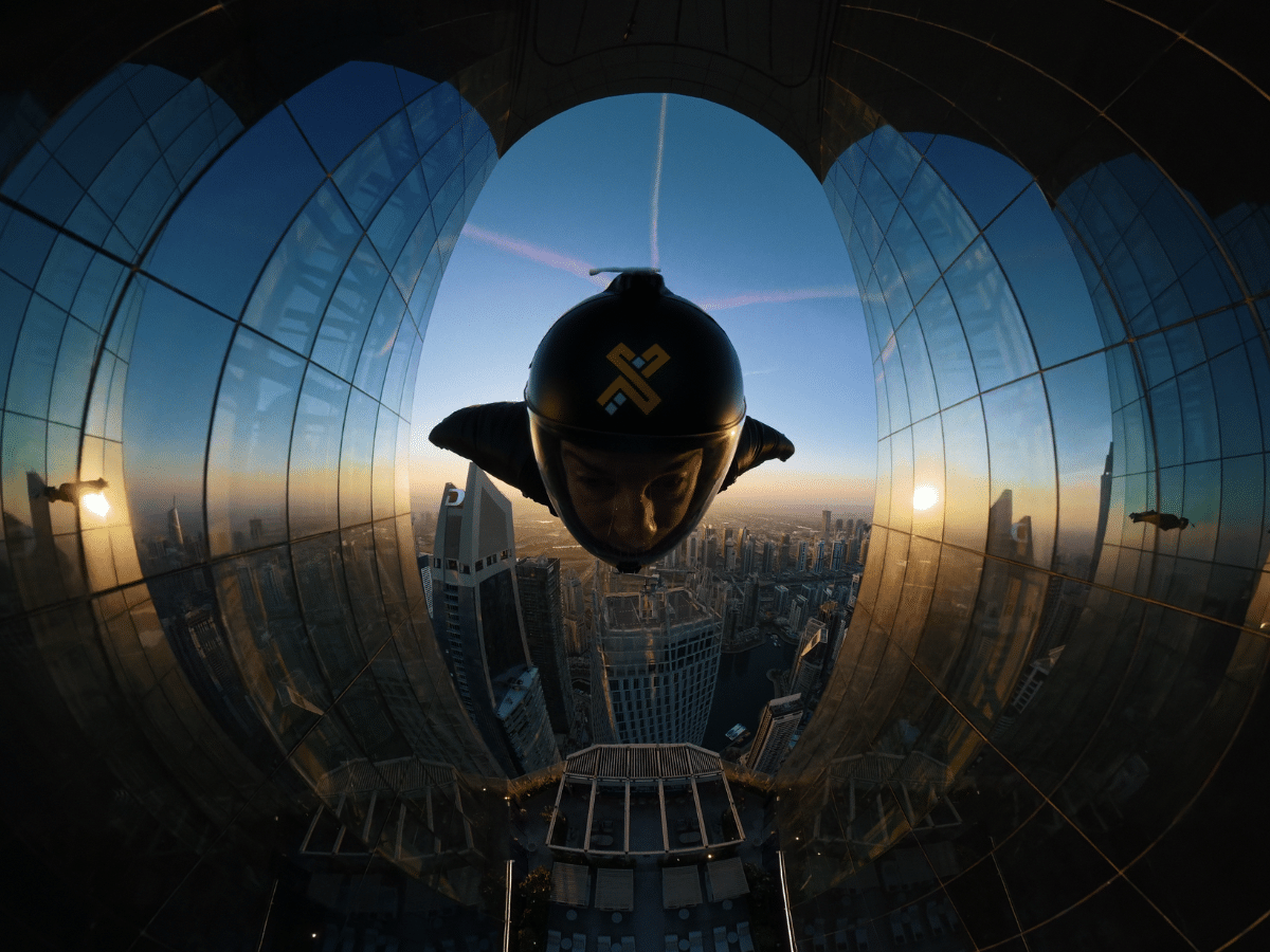 Skydivers Take Over Dubai for the Opening of the World’s Tallest Hotel