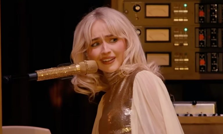 Unpopular Opinion: Sabrina Carpenter’s Reaction to “Zaghrouta” at Coachella Unpopular Opinion: Sabrina Carpenter’s Reaction to “Zaghrouta” at Coachella