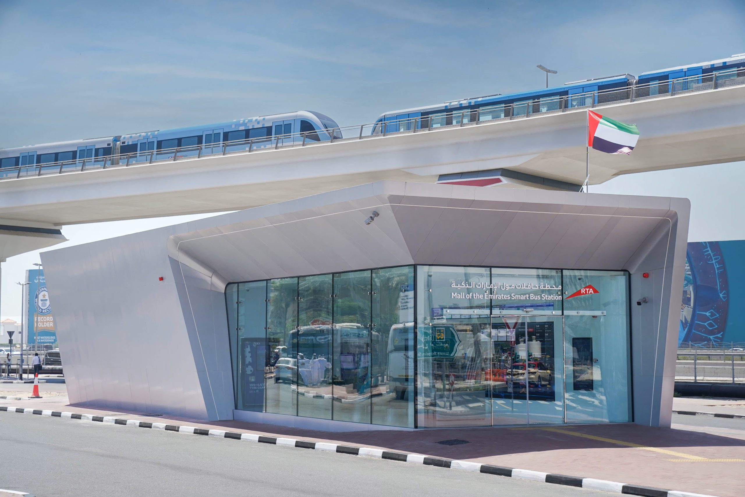 Dubai’s First Smart Bus Station Opens at Mall of the Emirates